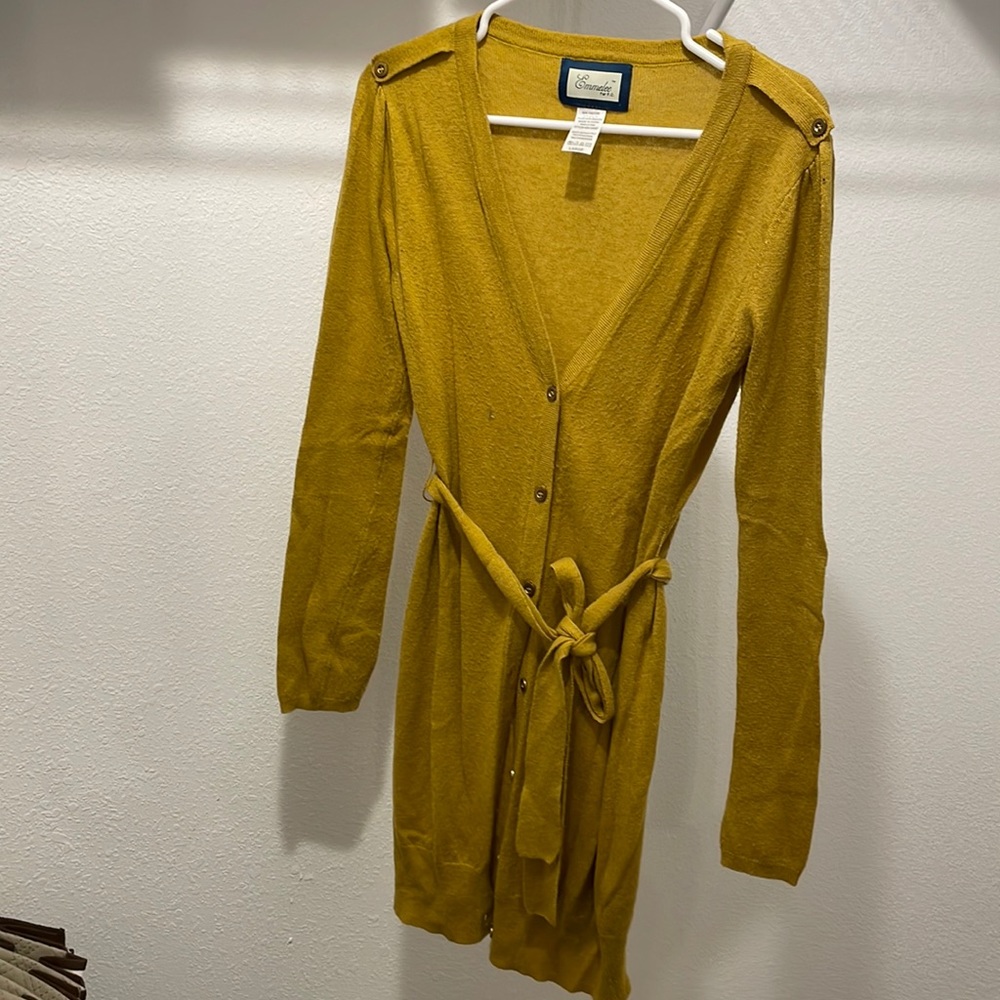 Soft, long cardigan w/ removal tie waist belt